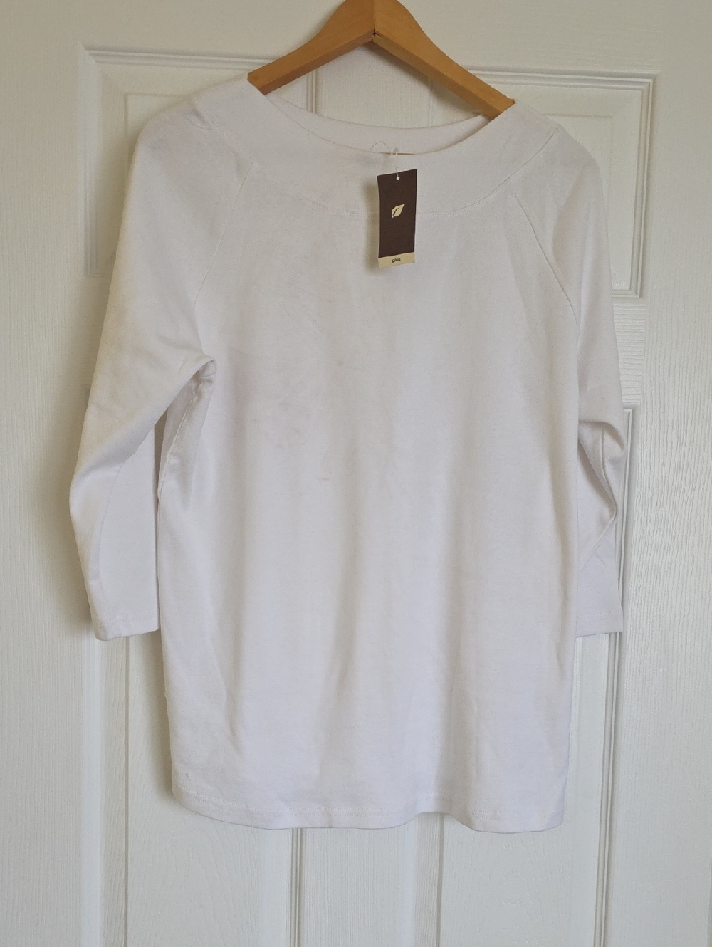 VINTAGE COTTON GINNY. Classic White 3/4 Sleeve Top